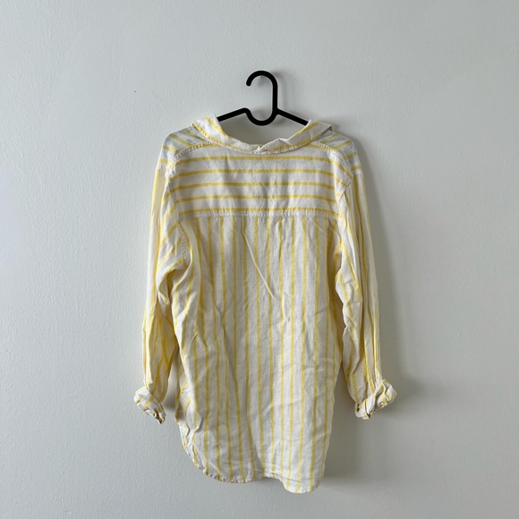 Universal Thread Relaxed Fit Button Down - Picture 3 of 4